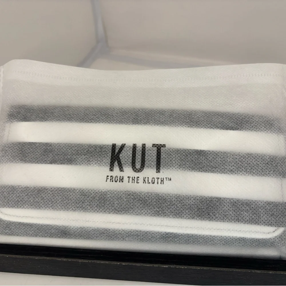 Kut from the Kloth Black & White Leather Wallet NWT - Picture 7 of 7